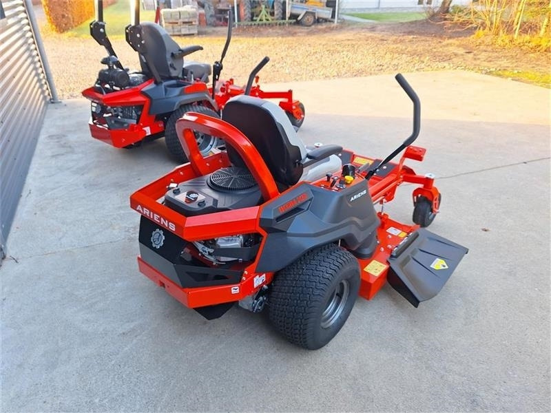 Ariens IKON XD 52" (132 Cm. Klippe bredde) - Komunālais traktors: foto 3 Ariens IKON XD 52" (132 Cm. Klippe bredde) - Komunālais traktors: foto 3