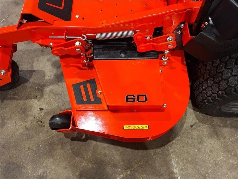 Ariens Zenith 60" SD - Komunālais traktors: foto 5 Ariens Zenith 60" SD - Komunālais traktors: foto 5