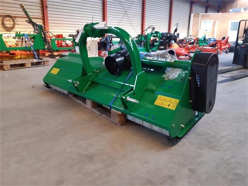 Dk-Tec 220cm - Pļāvējs: foto 1 Dk-Tec 220cm - Pļāvējs: foto 1