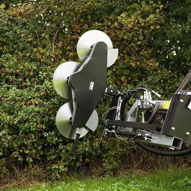 Dk-Tec - Pļaujmašīna-smalcinātājs/ Mulčētājs: foto 5 Dk-Tec - Pļaujmašīna-smalcinātājs/ Mulčētājs: foto 5