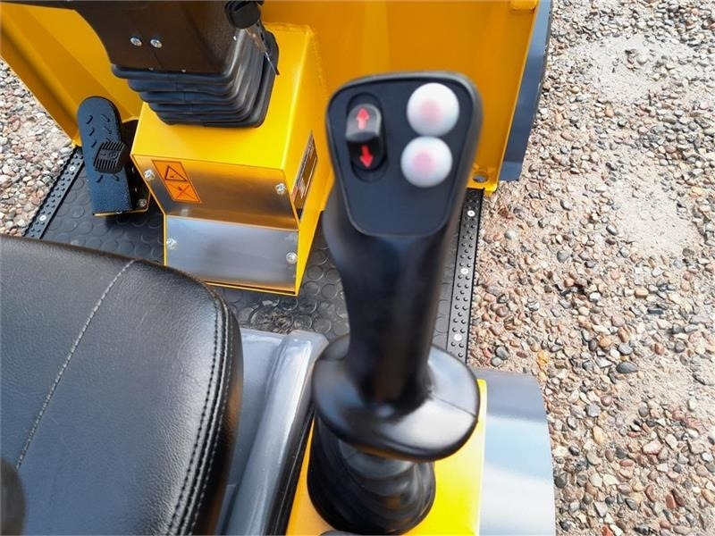 Mini iekrāvējs Eurotrac W11: foto 10