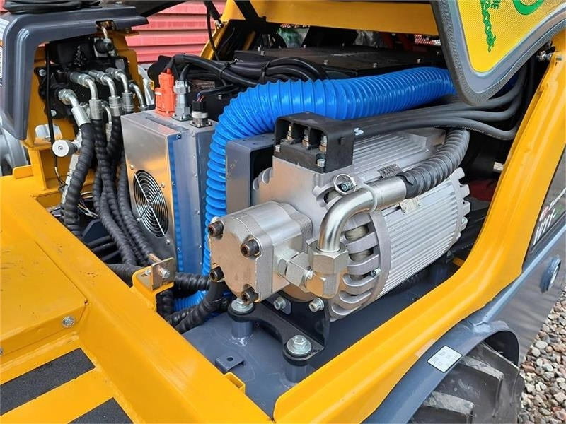 Mini iekrāvējs Eurotrac W11 ELEKTRISK: foto 11