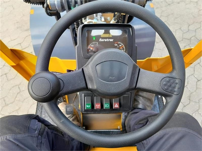 Mini iekrāvējs Eurotrac W11 LAV TÅRN: foto 15 Mini iekrāvējs Eurotrac W11 LAV TÅRN: foto 15