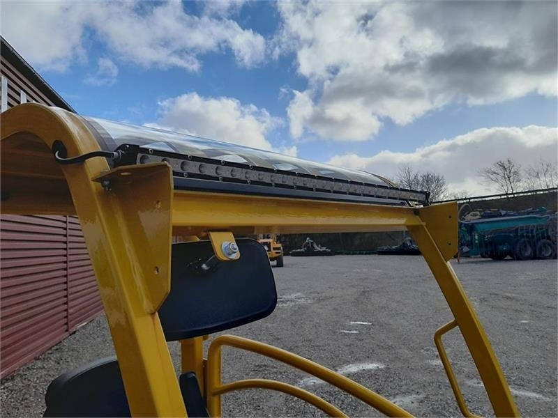 Mini iekrāvējs Eurotrac W11 LAV TÅRN: foto 12 Mini iekrāvējs Eurotrac W11 LAV TÅRN: foto 12