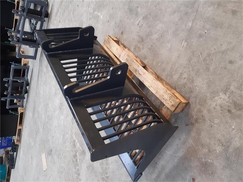Eurotrac riste skovl med Giant beslag - Šķirošanas kauss - Celtniecības tehnika: foto 2 Eurotrac riste skovl med Giant beslag - Šķirošanas kauss - Celtniecības tehnika: foto 2