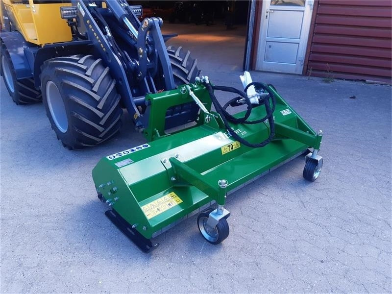 Eurotrac slagleklipper hydraulisk - Pļaujmašīna-smalcinātājs: foto 1 Eurotrac slagleklipper hydraulisk - Pļaujmašīna-smalcinātājs: foto 1