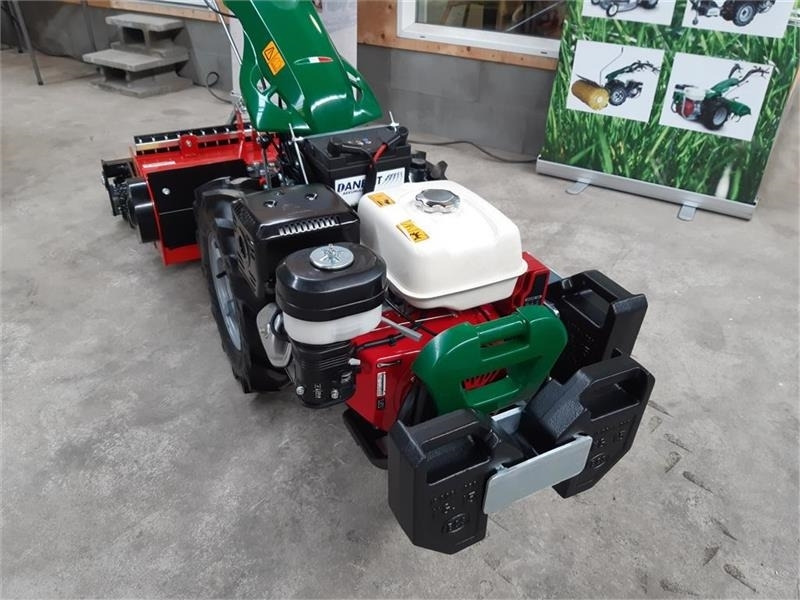 Ferrari 340 el-start - Komunālais traktors: foto 3 Ferrari 340 el-start - Komunālais traktors: foto 3