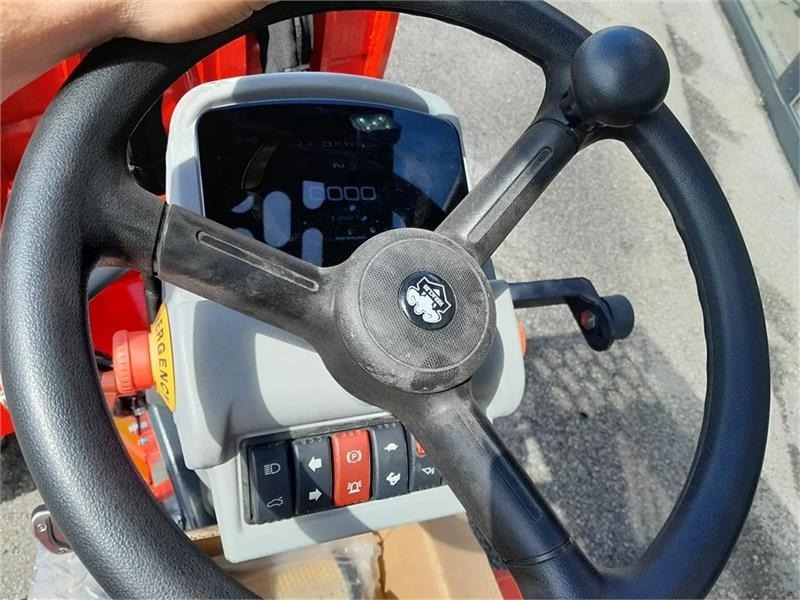 Heracles H190 - Mini iekrāvējs: foto 4 Heracles H190 - Mini iekrāvējs: foto 4