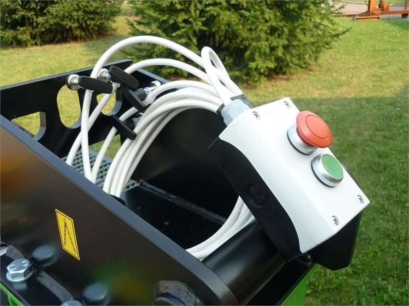 Laski fz-500 35 HK motor - Malkas skaldītājs: foto 3 Laski fz-500 35 HK motor - Malkas skaldītājs: foto 3