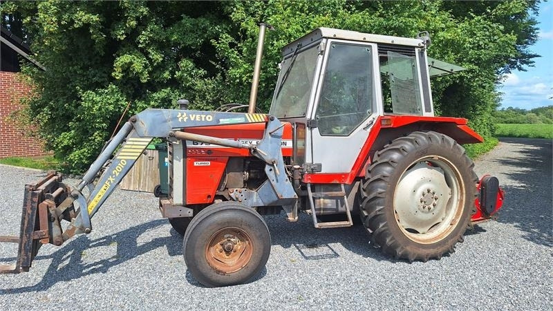 Massey Ferguson 675 SpeedShift Velholdt - Traktors: foto 2 Massey Ferguson 675 SpeedShift Velholdt - Traktors: foto 2