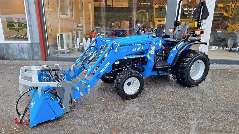 Solis 26 - Komunālais traktors: foto 1 Solis 26 - Komunālais traktors: foto 1