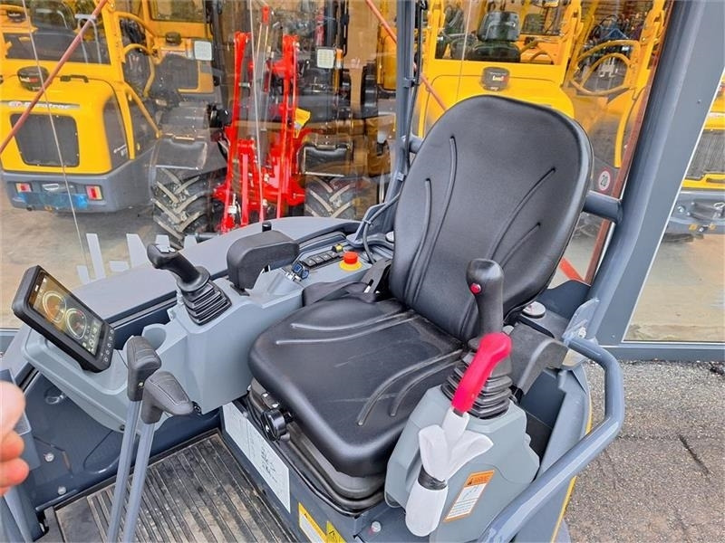 Mini-ekskavators XCMG Xe27e U/KABINE: foto 8