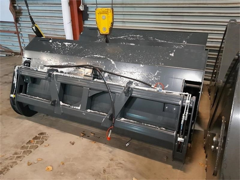 - - - fk machinery - Iekrāvēja kauss - Lauksaimniecības tehnika: foto 5 - - - fk machinery - Iekrāvēja kauss - Lauksaimniecības tehnika: foto 5