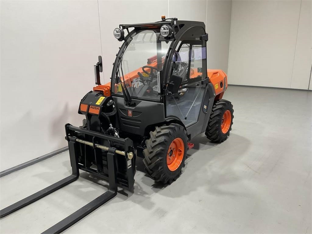 Ausa T164EX4 - Teleskopiskais pacēlājs: foto 4 Ausa T164EX4 - Teleskopiskais pacēlājs: foto 4