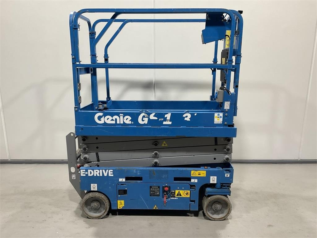 Genie GS-1932 - Šķērveida pacēlājs: foto 1 Genie GS-1932 - Šķērveida pacēlājs: foto 1