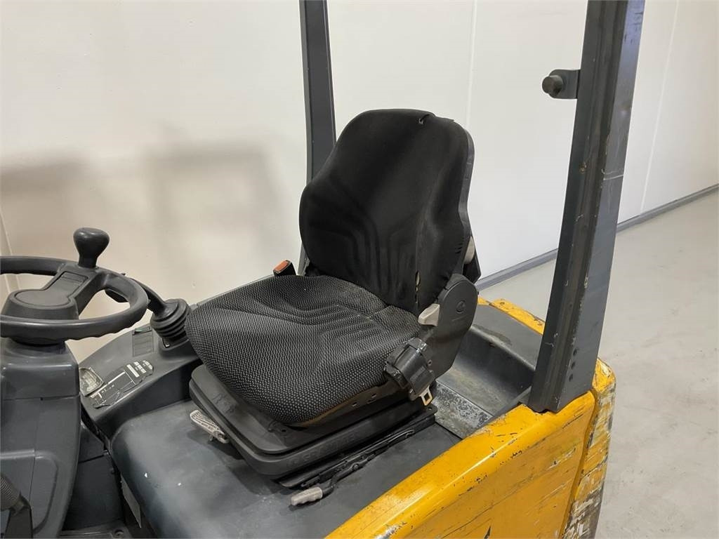 Jungheinrich EFG-DF AC 18 MP  - Elektroiekrāvējs: foto 5 Jungheinrich EFG-DF AC 18 MP  - Elektroiekrāvējs: foto 5