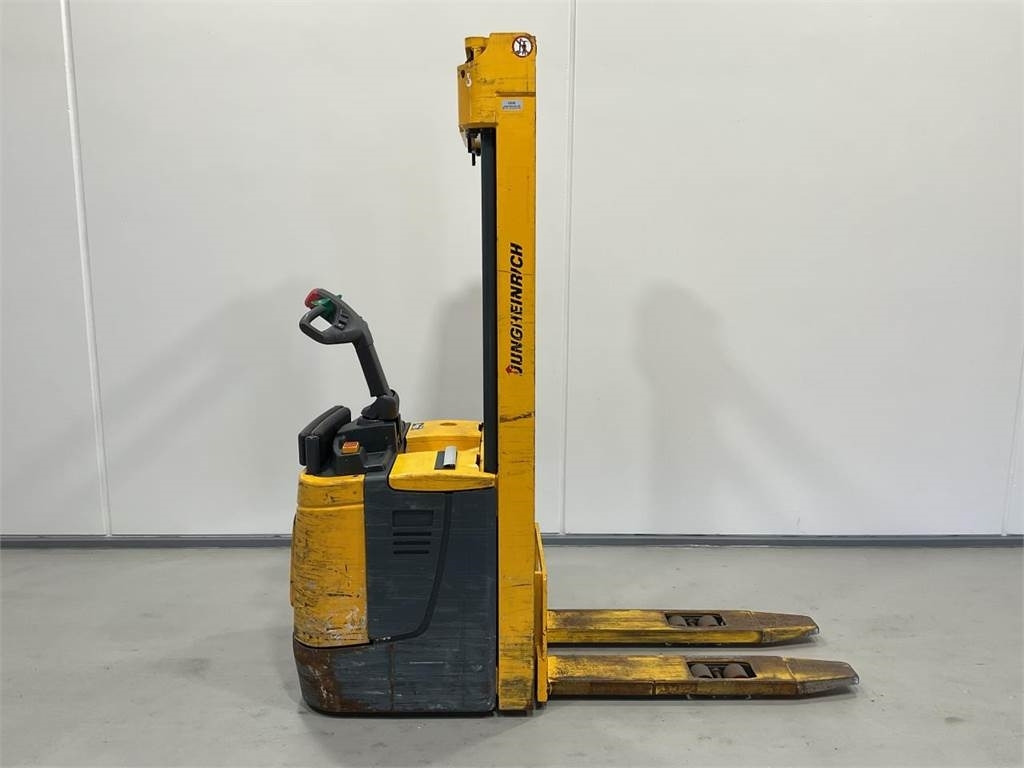 Jungheinrich ERC 214 - Krautņotājs: foto 1 Jungheinrich ERC 214 - Krautņotājs: foto 1