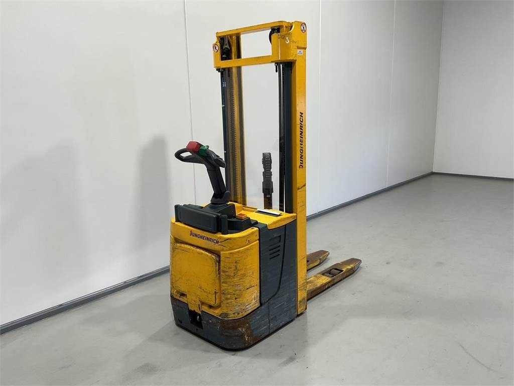 Jungheinrich ERC 214 - Krautņotājs: foto 2 Jungheinrich ERC 214 - Krautņotājs: foto 2