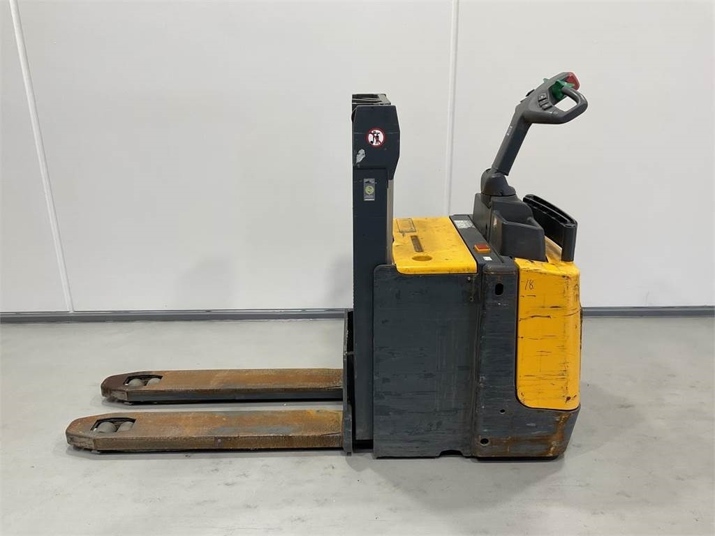 Jungheinrich ERD 220 119 201 ZT - Krautņotājs: foto 3 Jungheinrich ERD 220 119 201 ZT - Krautņotājs: foto 3