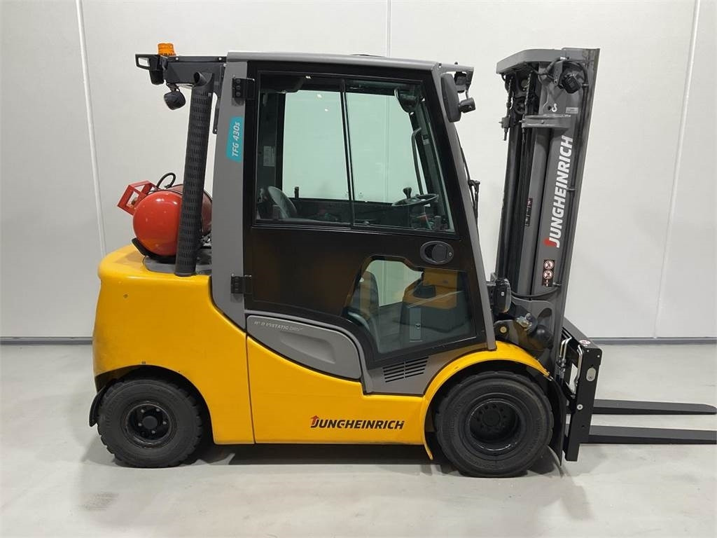 Jungheinrich TFG 430S - Gāzes iekrāvējs: foto 1 Jungheinrich TFG 430S - Gāzes iekrāvējs: foto 1