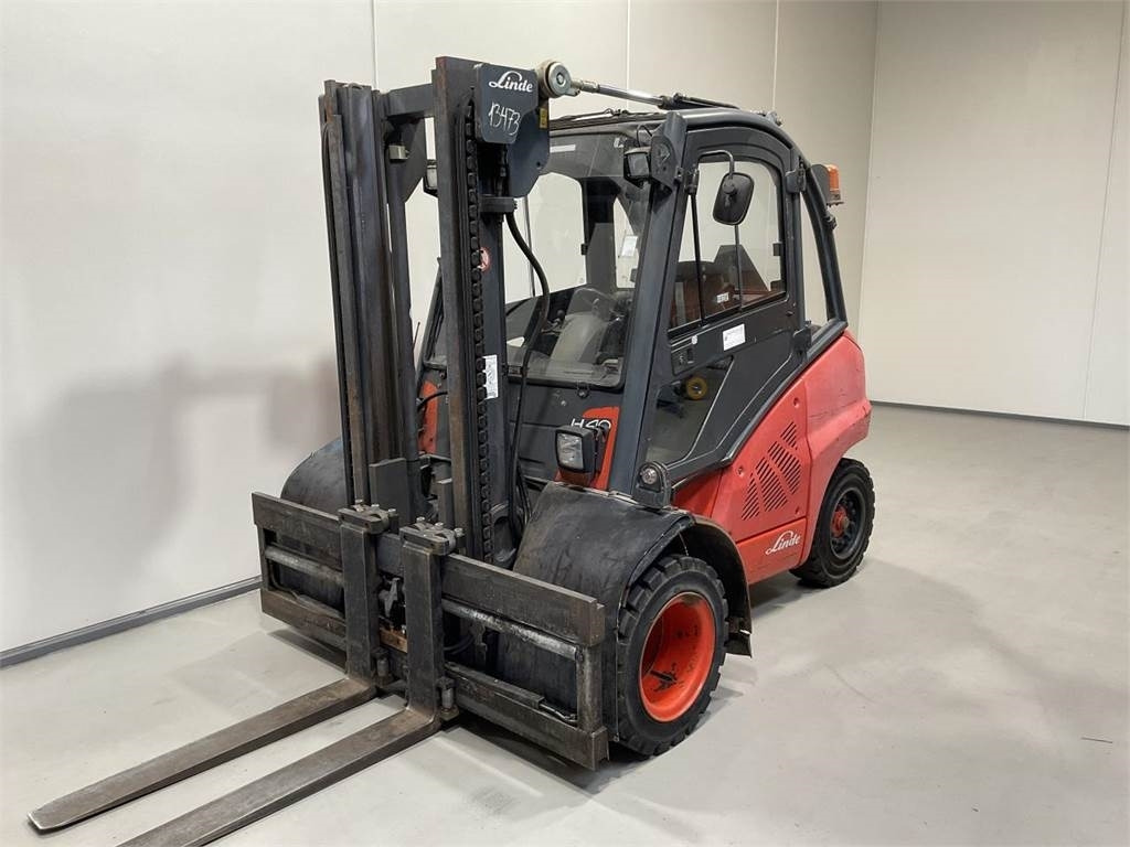 Linde H40D - Dīzeļiekrāvējs: foto 4 Linde H40D - Dīzeļiekrāvējs: foto 4
