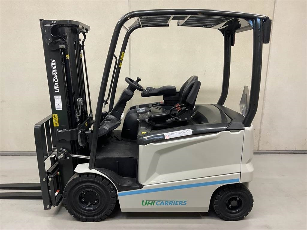 UniCarriers MX 25 - Elektroiekrāvējs: foto 3 UniCarriers MX 25 - Elektroiekrāvējs: foto 3