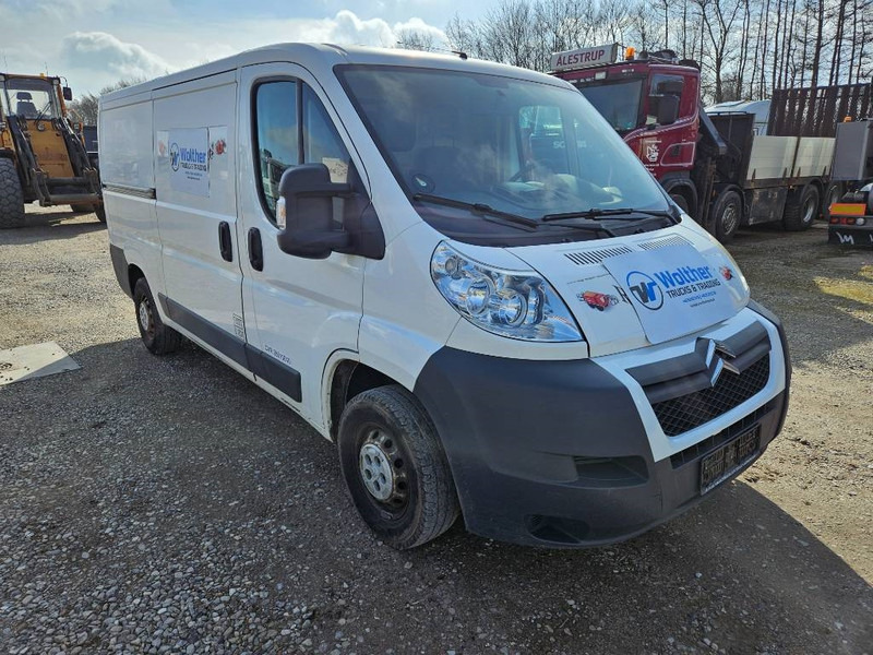 Citroën Jumper 30 2,2 HDi 130 Box - Mazs furgons: foto 3 Citroën Jumper 30 2,2 HDi 130 Box - Mazs furgons: foto 3