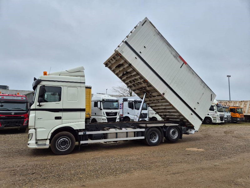 DAF XF 530 6x2 //Volume tipper// - Kravas automašīna pašizgāzējs: foto 2 DAF XF 530 6x2 //Volume tipper// - Kravas automašīna pašizgāzējs: foto 2