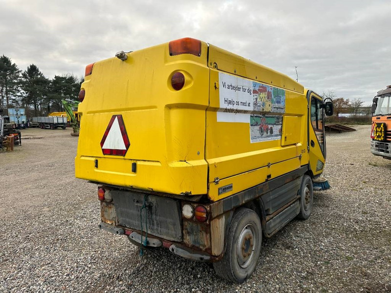 Johnston CN400 - Ielu tīrīšanas mašīna: foto 5 Johnston CN400 - Ielu tīrīšanas mašīna: foto 5