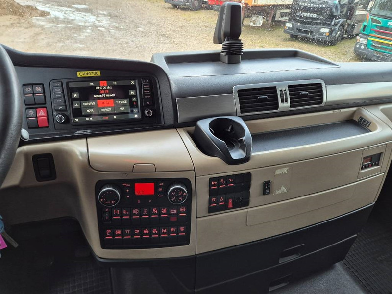 MAN TGX 26.500 // Hydraulic Ramp/ Winch // līzingu MAN TGX 26.500 // Hydraulic Ramp/ Winch //: foto 20 MAN TGX 26.500 // Hydraulic Ramp/ Winch // līzingu MAN TGX 26.500 // Hydraulic Ramp/ Winch //: foto 20