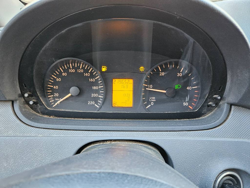 Mazs furgons Mercedes-Benz Vito 109 2,2 CDi kort 4d: foto 12