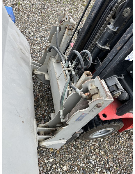 NP A18 truck with shovel and forks - Elektroiekrāvējs: foto 5 NP A18 truck with shovel and forks - Elektroiekrāvējs: foto 5