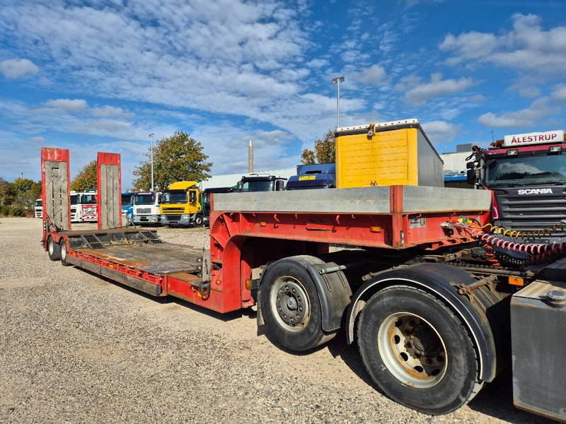 Nooteboom Machine trailer W/ extendable bed & Hyd Ramps - Puspiekabe zema profila platforma: foto 2 Nooteboom Machine trailer W/ extendable bed & Hyd Ramps - Puspiekabe zema profila platforma: foto 2