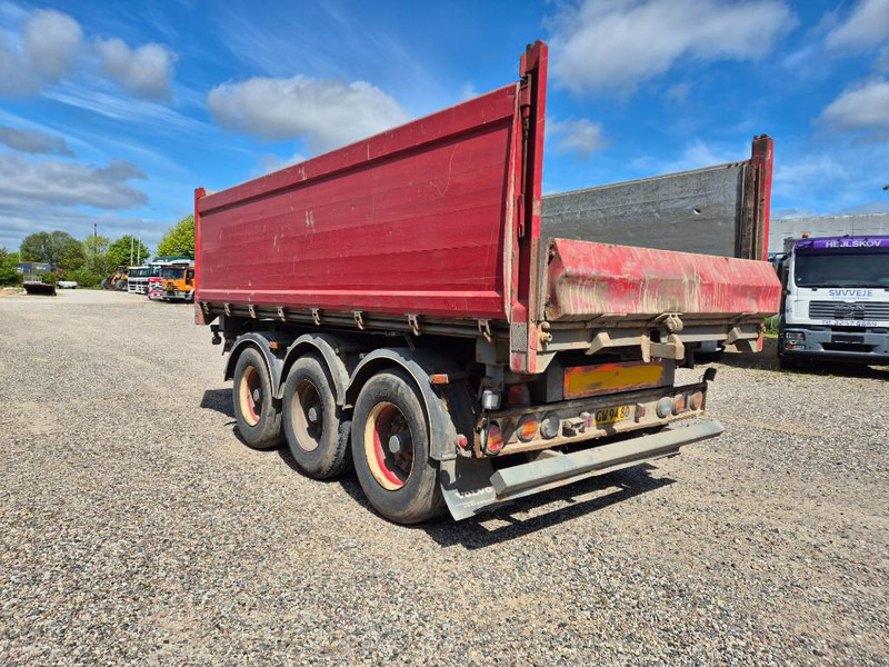 Nopa 3 axle tipper - Piekabe pašizgāzējs: foto 1 Nopa 3 axle tipper - Piekabe pašizgāzējs: foto 1