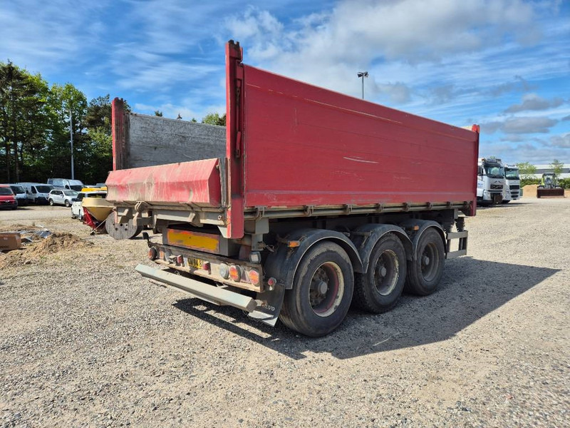 Nopa 3 axle tipper - Piekabe pašizgāzējs: foto 3 Nopa 3 axle tipper - Piekabe pašizgāzējs: foto 3