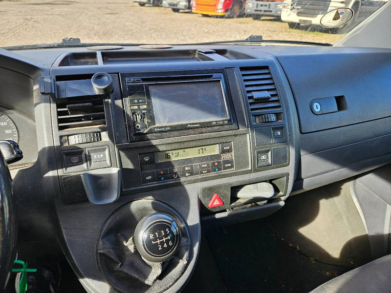 Mikroautobuss, Pasažieru furgons Volkswagen Caravelle 2,5 TDi 130 lang 10prs 5d: foto 12