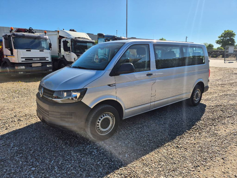 Volkswagen Transporter 2,0 TDi 102 Kombi lang 4d 9 prs - Vieglā automašīna: foto 1 Volkswagen Transporter 2,0 TDi 102 Kombi lang 4d 9 prs - Vieglā automašīna: foto 1
