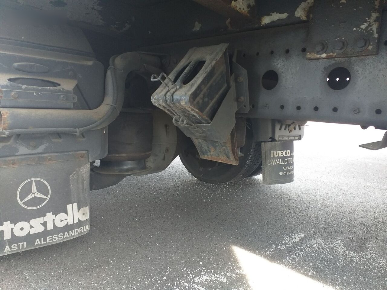 Mercedes-Benz ATEGO 12.28 - Kravas automašīna ar tentu: foto 4 Mercedes-Benz ATEGO 12.28 - Kravas automašīna ar tentu: foto 4