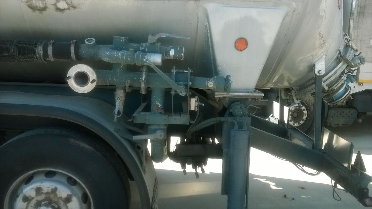 Piacenza S36 H2 T56 - Silosa puspiekabe: foto 5 Piacenza S36 H2 T56 - Silosa puspiekabe: foto 5