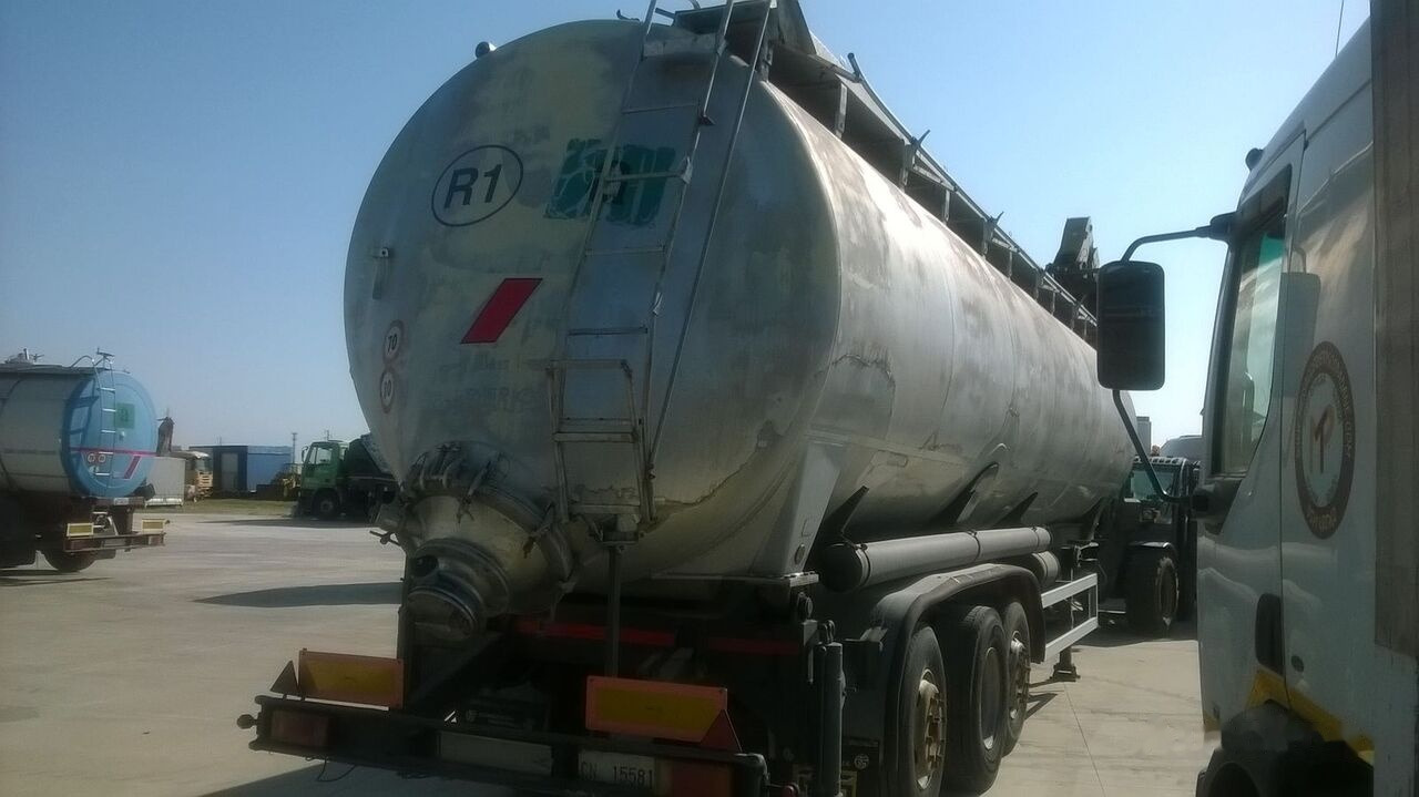 Piacenza S36 H2 T56 - Silosa puspiekabe: foto 2 Piacenza S36 H2 T56 - Silosa puspiekabe: foto 2