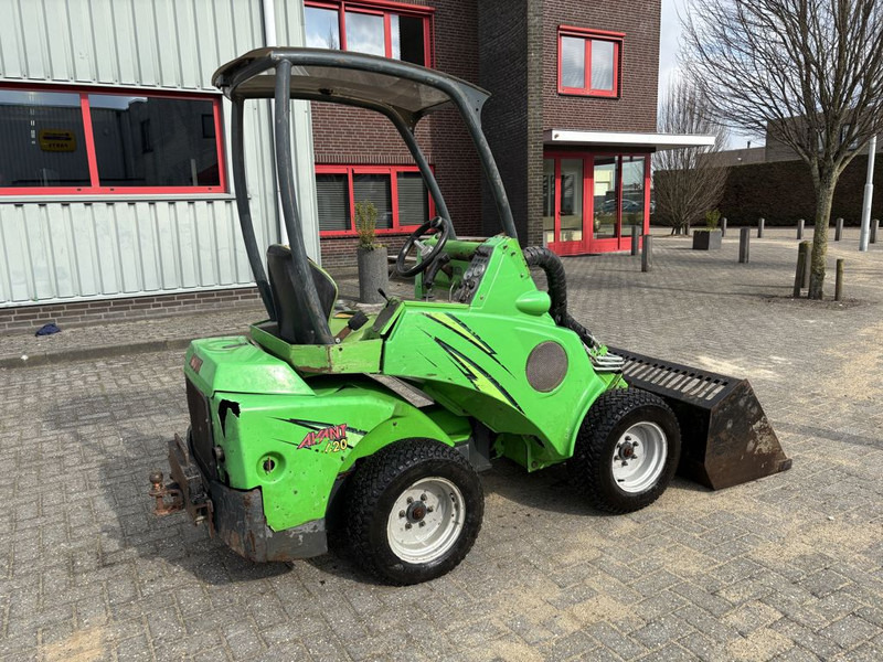 Avant 420 TDL Minishovel - Riteņu iekrāvējs: foto 3 Avant 420 TDL Minishovel - Riteņu iekrāvējs: foto 3