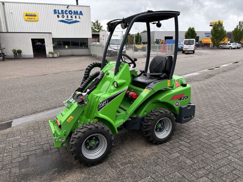 Avant 423 TDL - Riteņu iekrāvējs: foto 1 Avant 423 TDL - Riteņu iekrāvējs: foto 1