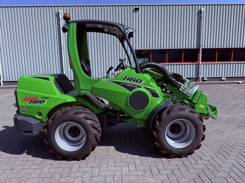 Avant 860i TDL + 1900kg 3.5 mtr 30km/h - Riteņu iekrāvējs: foto 4 Avant 860i TDL + 1900kg 3.5 mtr 30km/h - Riteņu iekrāvējs: foto 4