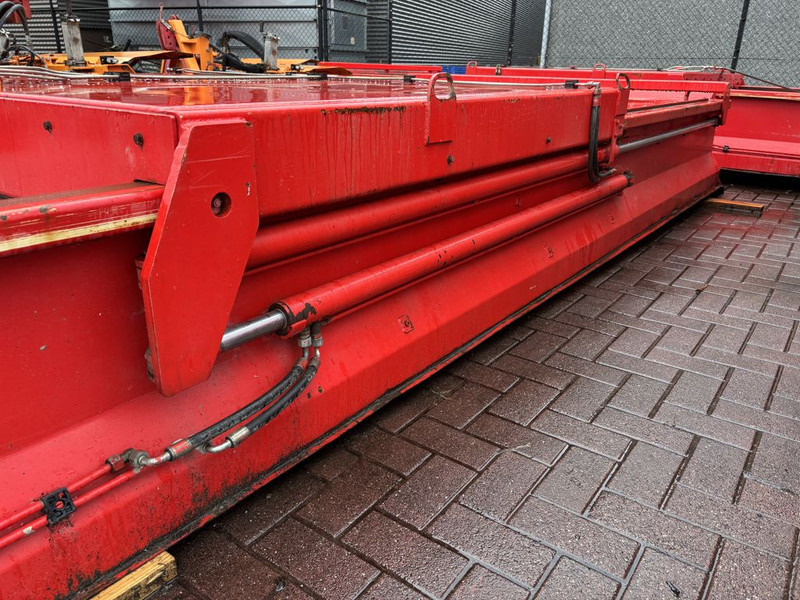 Beco Maxxim 200 Bagger luiken - Lauksaimniecības piekabe: foto 4 Beco Maxxim 200 Bagger luiken - Lauksaimniecības piekabe: foto 4