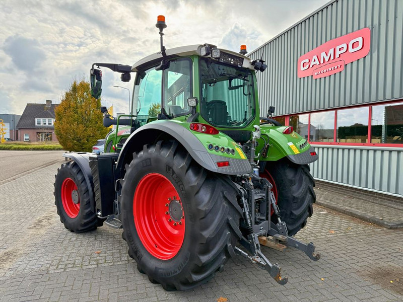 Fendt 720 S4 Vario Profi Plus - Traktors: foto 2 Fendt 720 S4 Vario Profi Plus - Traktors: foto 2