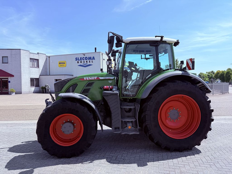 Fendt 722 Vario Power + - Traktors: foto 1 Fendt 722 Vario Power + - Traktors: foto 1