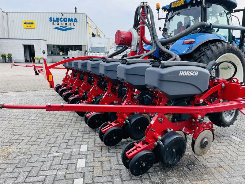 Horsch Mais zaaimachine 8 RX- Maestro 8 reiher - Precīzās izsējas sējmašīna: foto 1 Horsch Mais zaaimachine 8 RX- Maestro 8 reiher - Precīzās izsējas sējmašīna: foto 1