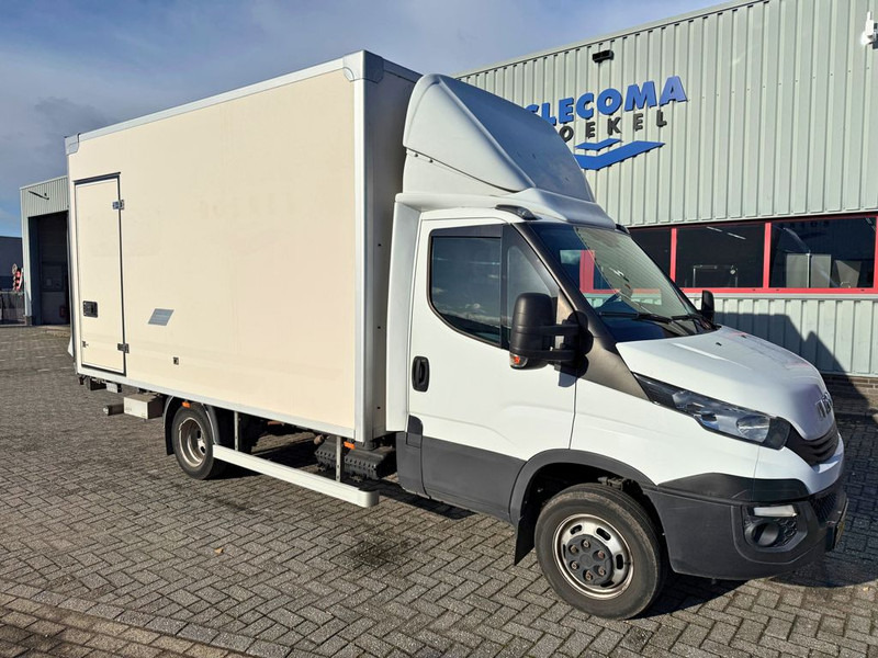 Iveco Daily 50-150 Bakwagen - Kravas automašīna ar slēgto virsbūvi: foto 4 Iveco Daily 50-150 Bakwagen - Kravas automašīna ar slēgto virsbūvi: foto 4