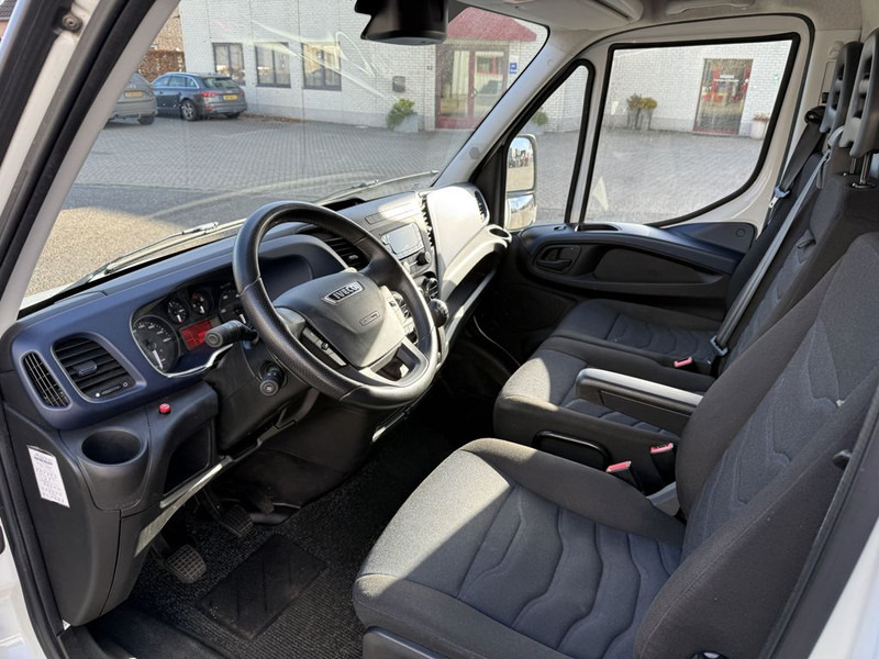 Iveco Daily 50-150 Bakwagen - Kravas automašīna ar slēgto virsbūvi: foto 5 Iveco Daily 50-150 Bakwagen - Kravas automašīna ar slēgto virsbūvi: foto 5