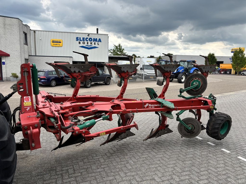 Kverneland LB100 4-Schaar Ploeg met Vorenpakker - Arkls: foto 1 Kverneland LB100 4-Schaar Ploeg met Vorenpakker - Arkls: foto 1